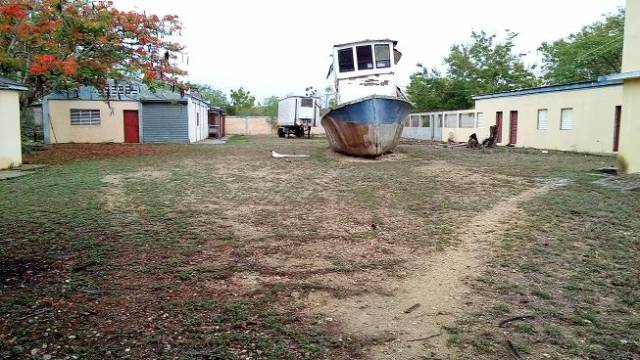 Jochy Real Estate Vende Solar y Local en Cumayasa - 6