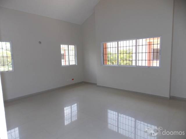 Jochy Real Estate Vende Town House en Buena Vista Norte - 5