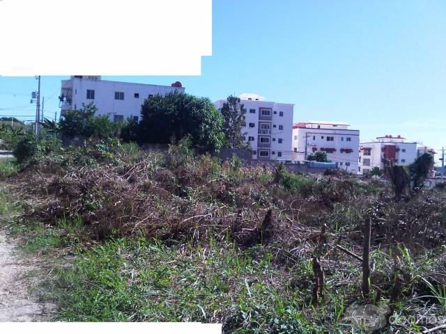 VENDO SOLAR COMERCIAL EN URBANIZACION MIRADOR DEL OESTE - 4