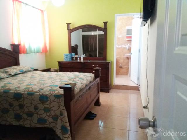 CASA EN VENTA EN LA URBANIZACION YULISSA SANTIAGO - 6
