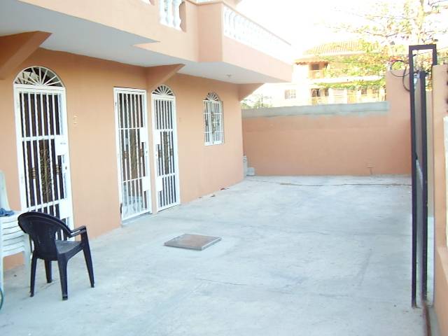 VENDO EDIFICIO 4 APARTAMENTOS BOCA CHICA 170000 DOLARES - 6