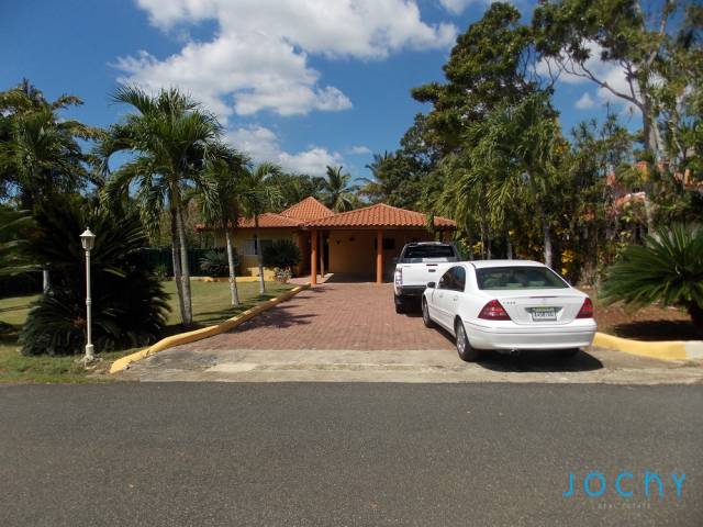 Jochy Real Estate, Vende Villa, En Casa De Campo La Romana, R.D - 10
