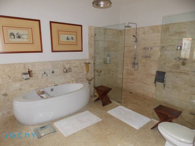 Jochy Real Estate, Vende Villa, En Punta Cana. - 10