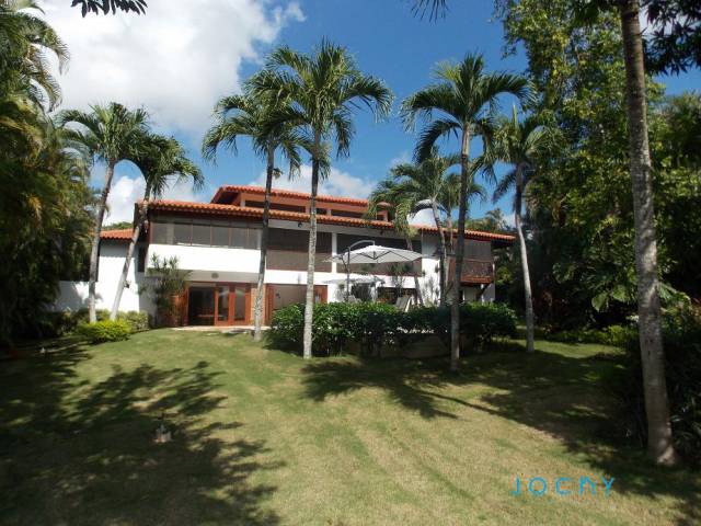 Jochy Real Estate, Vende Villa, En Casa De Campo La Romana - 11