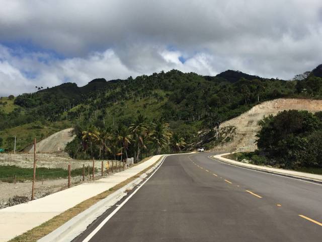 Solar en venta Maimon, Proximo Al Puerto Turitico Amber Cove Puerto Plata - 2