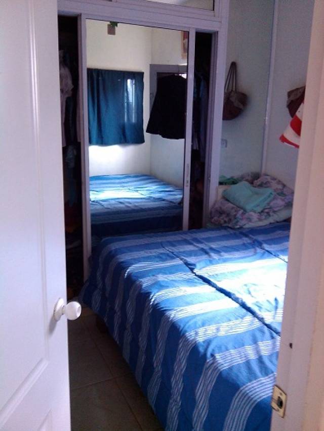 UN LOCAL comercial  DE 85m2 y dos apartamentos - 6