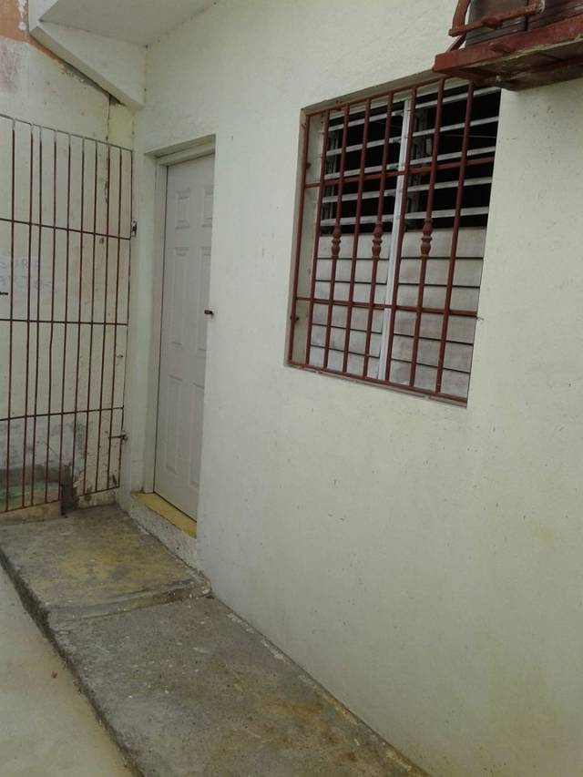 UN LOCAL comercial  DE 85m2 y dos apartamentos - 7