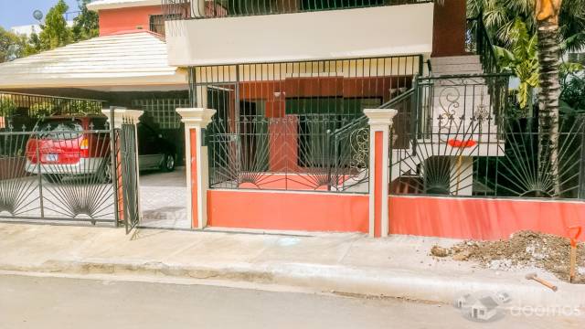 HERMOSA CASA EN RENTA EN LOS LLANOS DE GURABO SANTIAGO. - 1