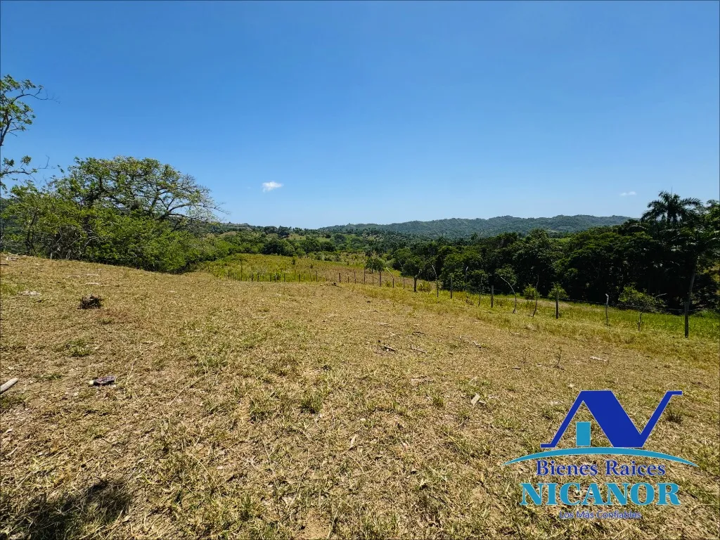 Finca de 846 taraes en venta - 2